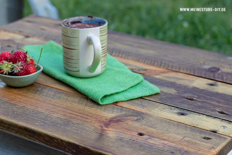 Holz mit Schutzanstrich, meinestube-diy